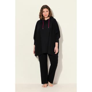 Ulla Popken  Poncho loungewear dal taglio oversize con cappuccio e maniche lunghe nero 3+ 833728100-3+ 