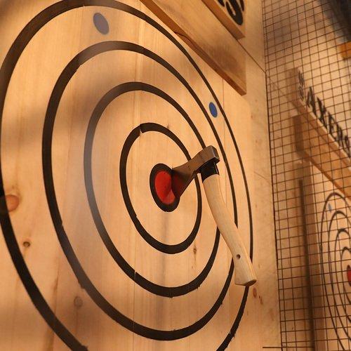 Image of 1 Stunde Axtwerfen (für 2 Personen) Unisex