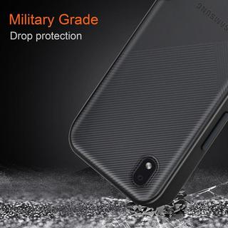 Cadorabo  Housse compatible avec Samsung Galaxy A01 CORE - Coque de protection hybride avec intérieur en silicone TPU et dos en plastique mat 