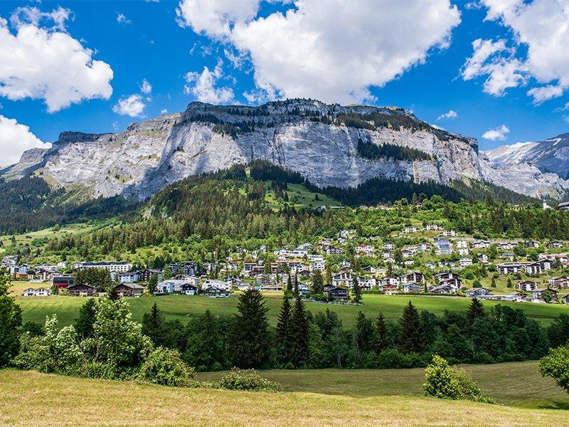 Smartbox  2 jours dans le cadre verdoyant du canton des Grisons dans un hôtel 4* à Flims - Coffret Cadeau 