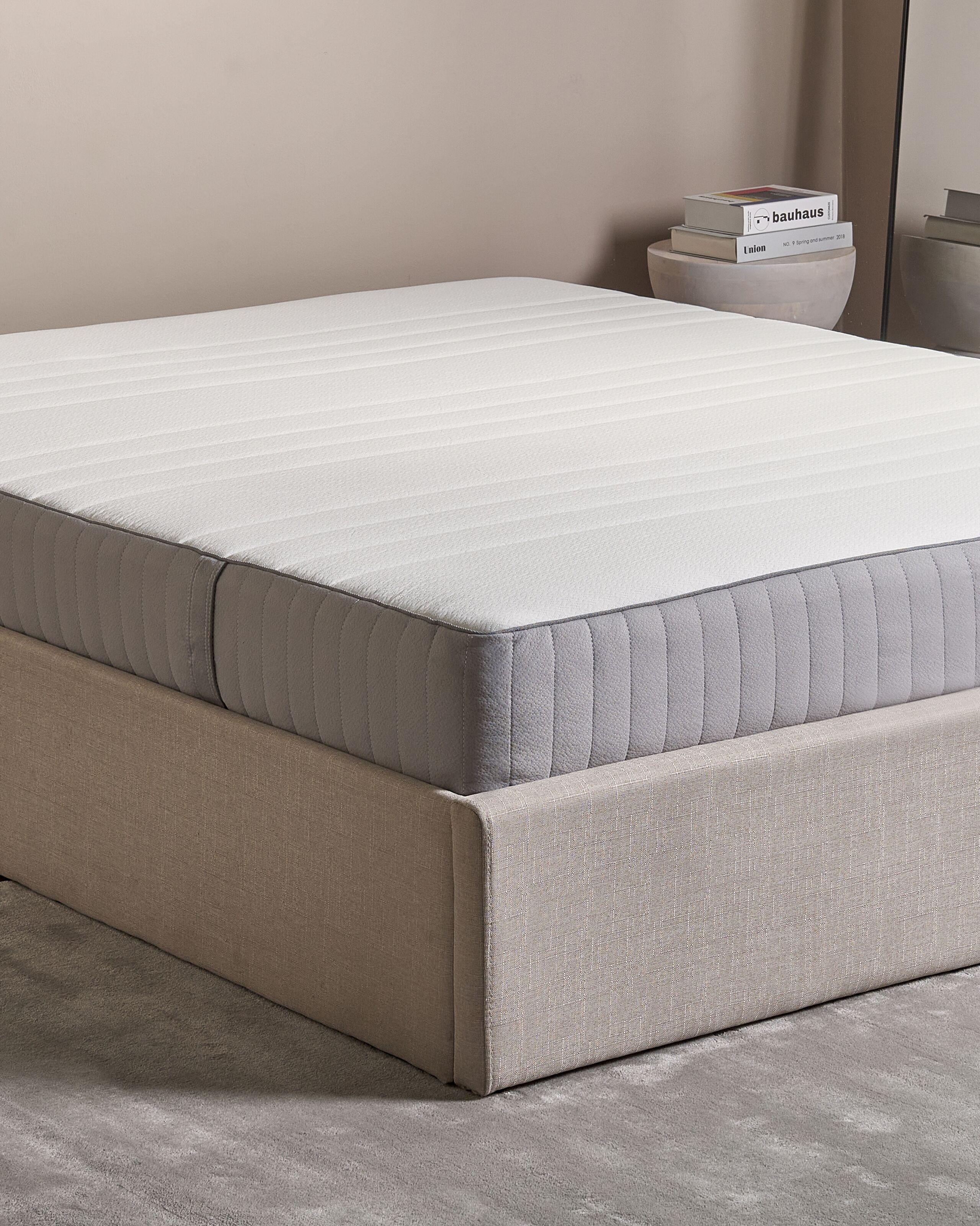 Beliani Matelas en mousse à mémoire de forme en gel en Mousse de polyuréthane HAPPINESS  