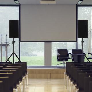 B2X  Lautsprecherständer 