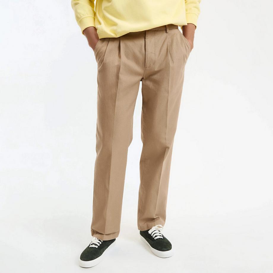 Chino-Hose mit Bundfalten