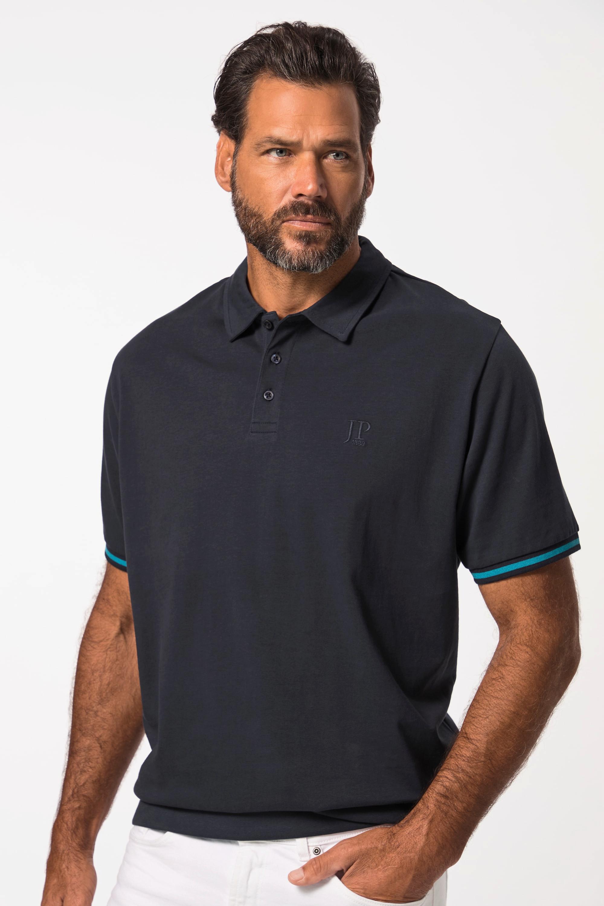 JP1880  Maglia polo in jersey con taglio speciale per l'addome e orli con righe blu scuro 