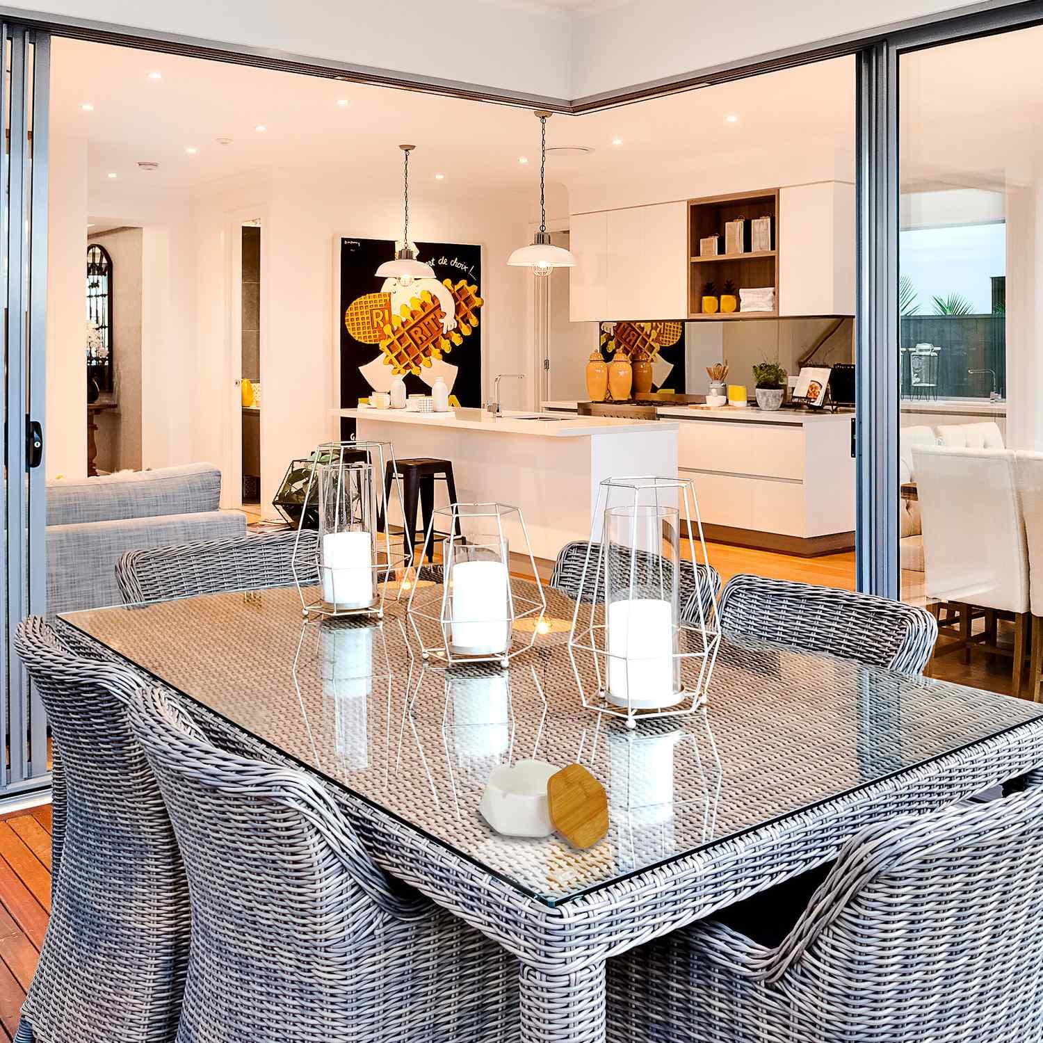 B2X Aschenbecher mit Deckel  