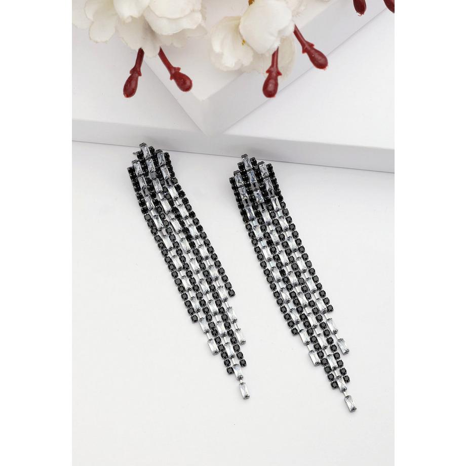 AVANT-GARDE PARIS  Diva Boucles d'oreilles pendantes à franges 