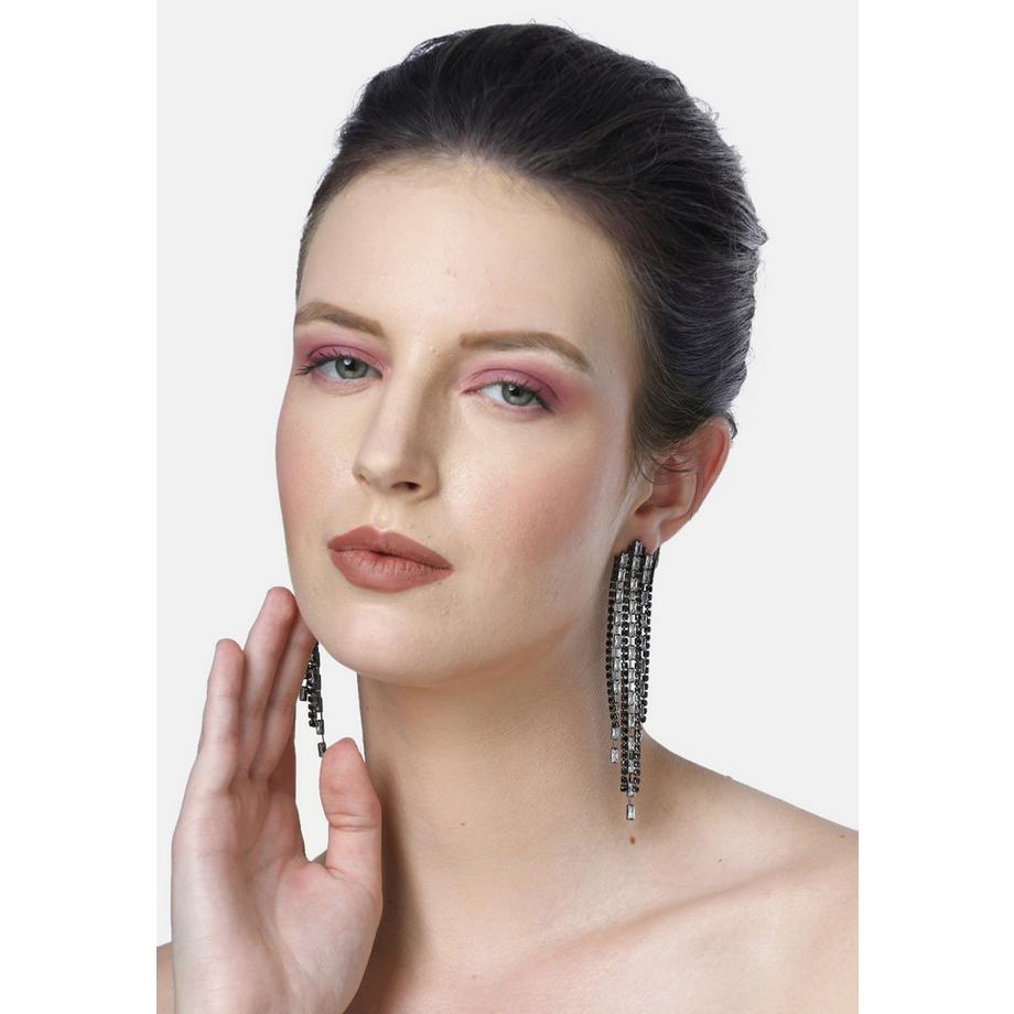 AVANT-GARDE PARIS  Diva Boucles d'oreilles pendantes à franges 