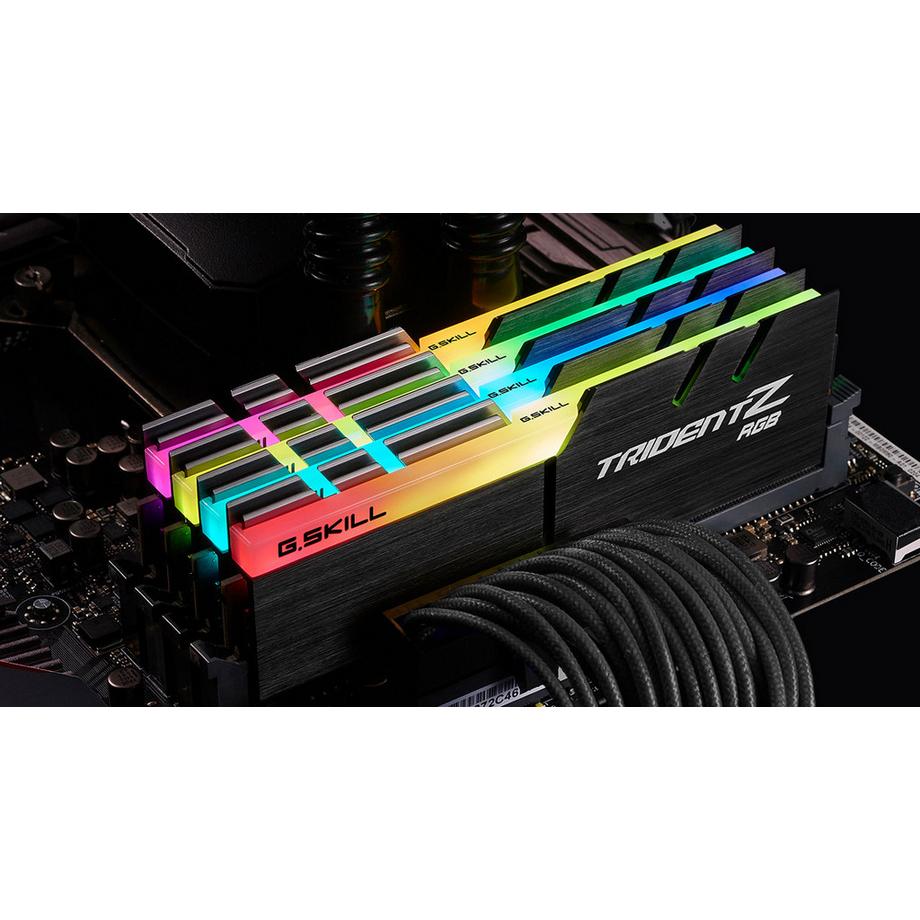 G.Skill  Trident Z RGB F4-3600C16Q-32GTZRC Speichermodul 32 GB 4 x 8 GB DDR4 
