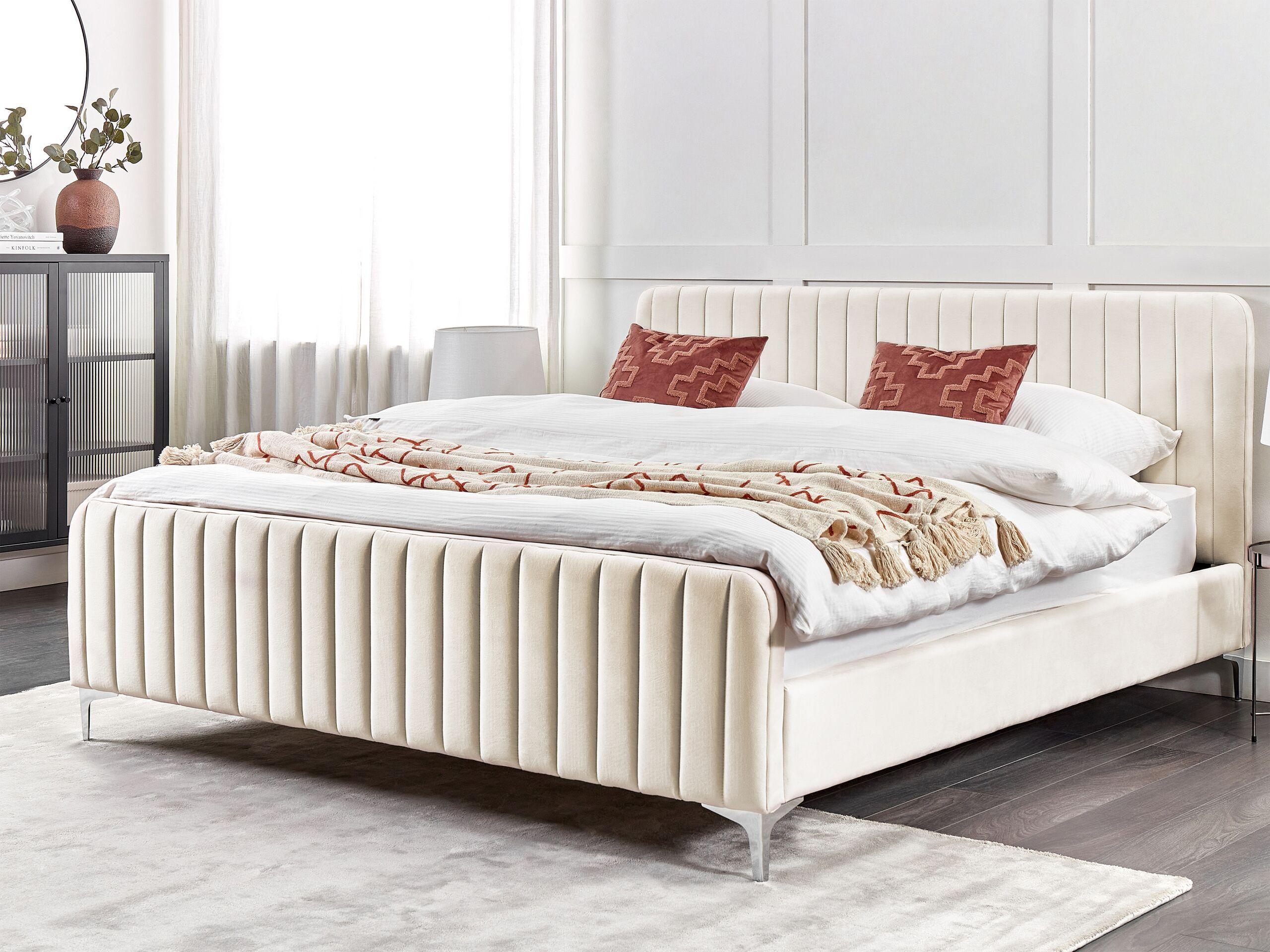 Beliani Bett mit Lattenrost aus Samtstoff Modern LUNAN  