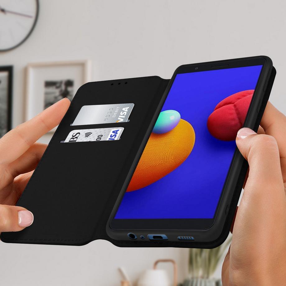 Avizar  Classic Cover Galaxy A01 Core Schwarz 