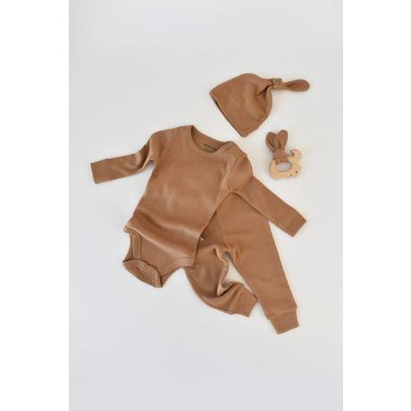 BabyCosy Organic  Set, Pantalon, Body manches longues, Bonnet 