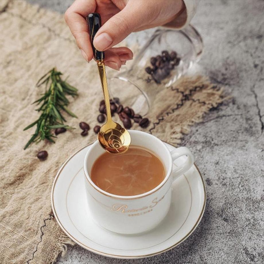 Northio  Löffel mit Blumendetail 