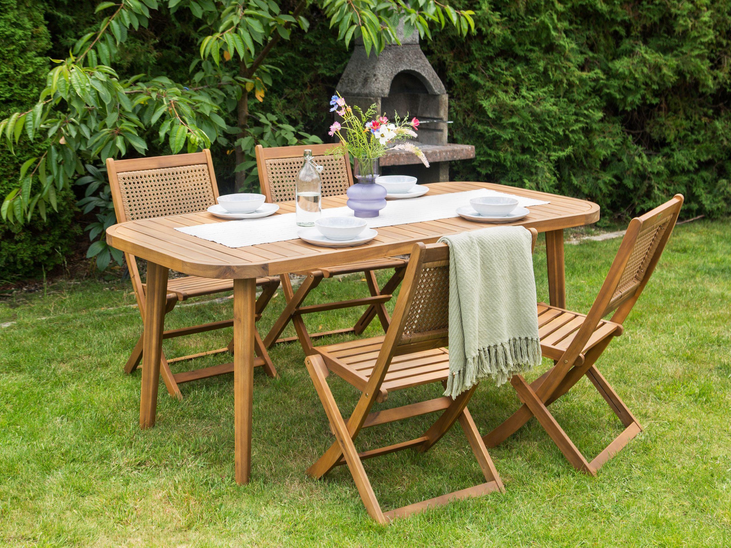 Beliani Set da pranzo per 4 persone en Legno d'acacia certificato FSC® Classico PARAGGI  