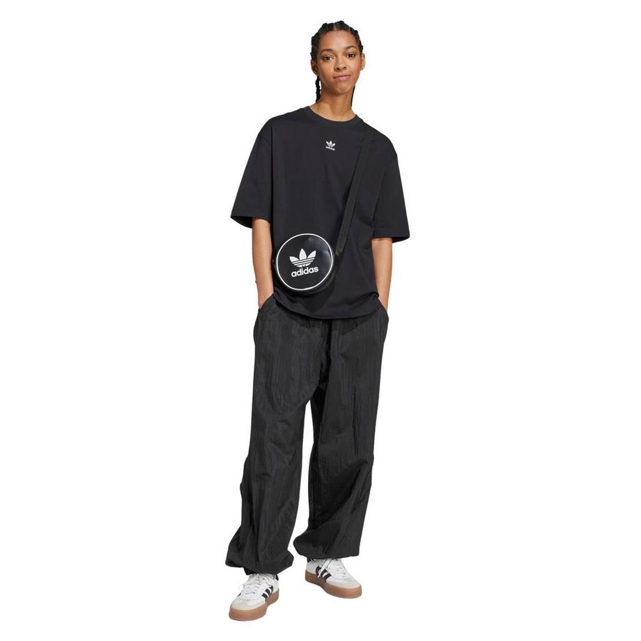 adidas Originals Essentials Boyfriend T-Shirt  