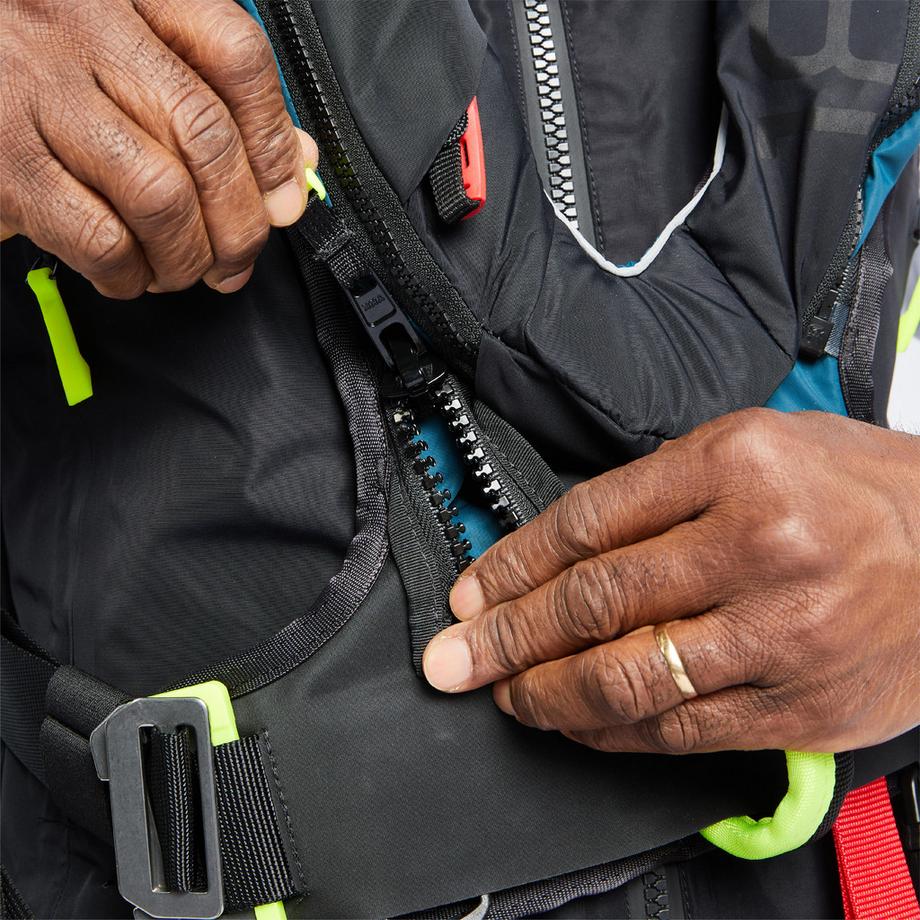 DECATHLON  Giubbotto salvataggio offshore con imbracatura 