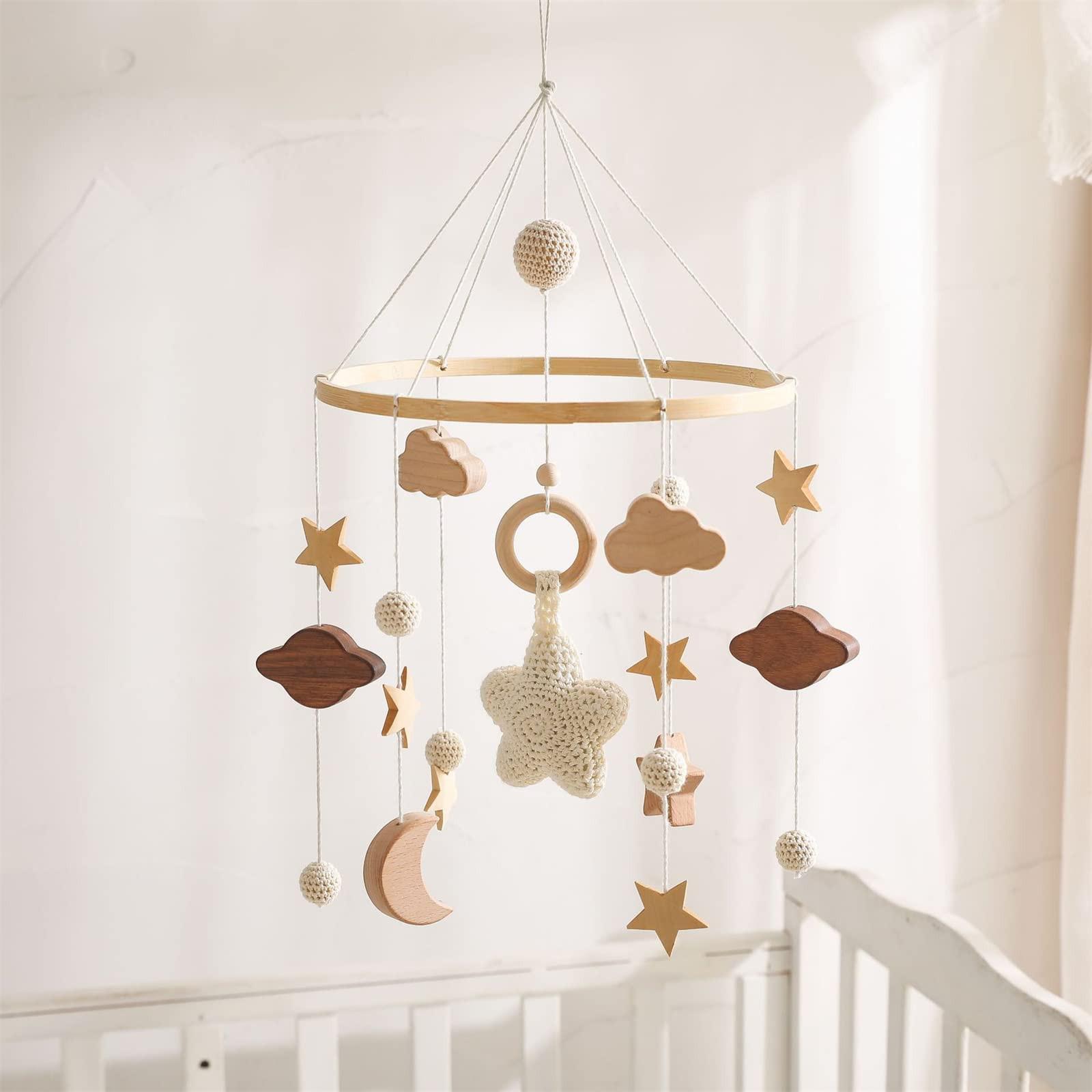 Activity-board  Baby-Mobile aus Holz mit Filzkugeln und Wolken-Ornament 