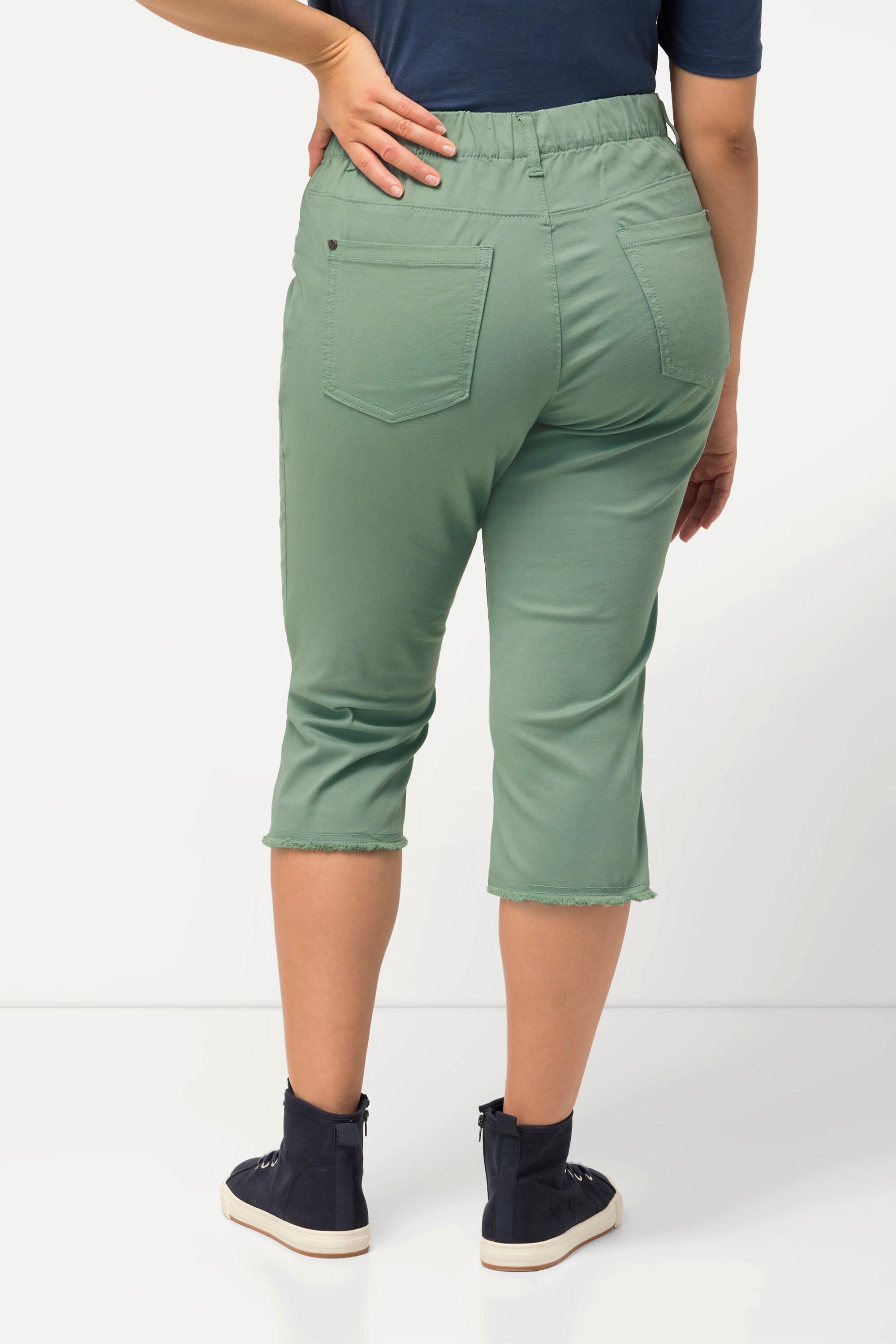 Ulla Popken  Pantaloni Capri a 7/8 modello Sienna in tessuto elasticizzato con orli sfrangiati e taglio della gamba aderente 