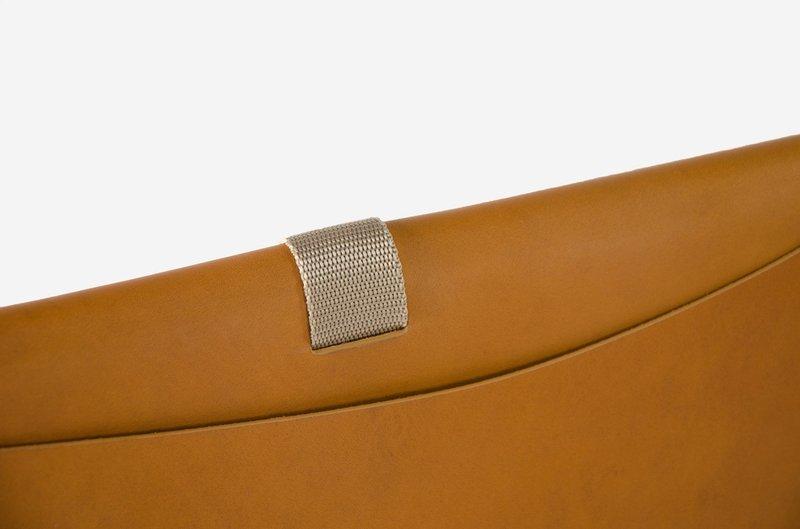 Le Feuillet Pochette a mano con cinturino  