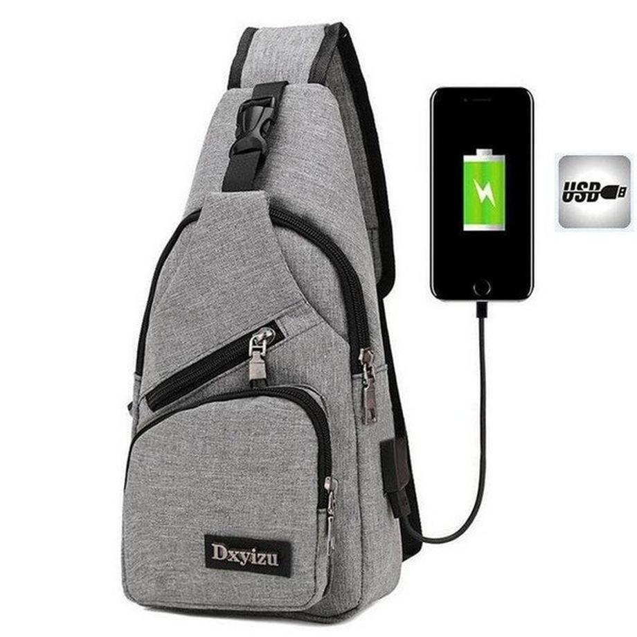 eStore  Schulterrucksack mit USB-Ladeanschluss 