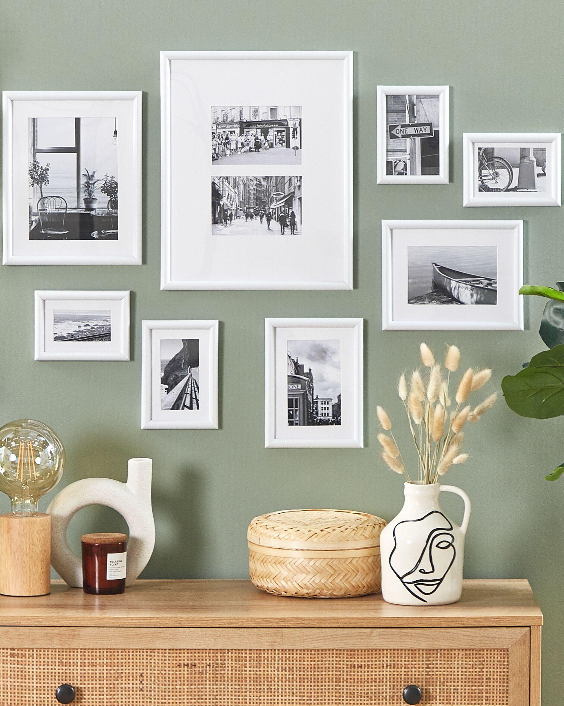 Beliani Cadre photo en MDF Traditionnel GARANGO  