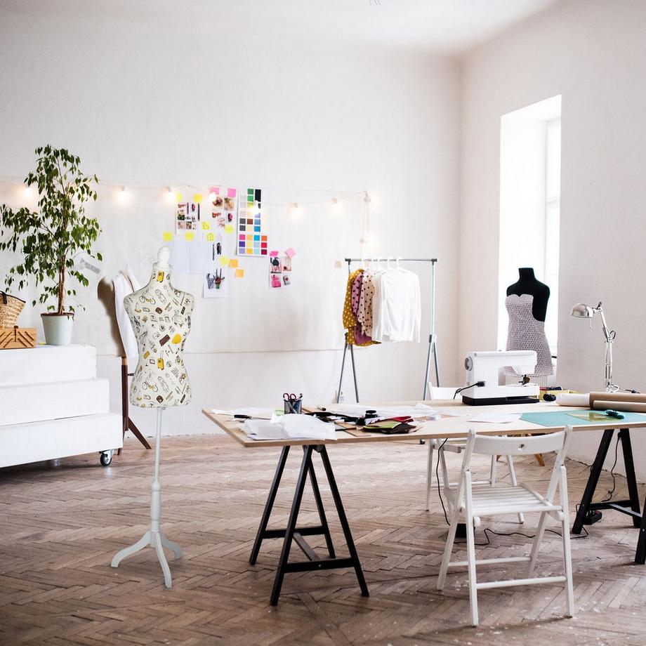 Northix  Make-up-Mannequin mit verstellbarer Höhe 