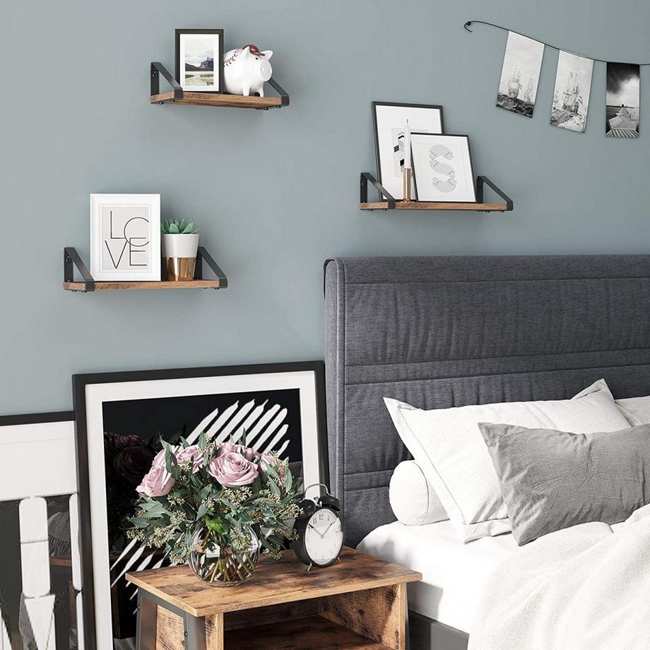 Northix Set mit 3 Loft-Hängeregalen aus Holz  