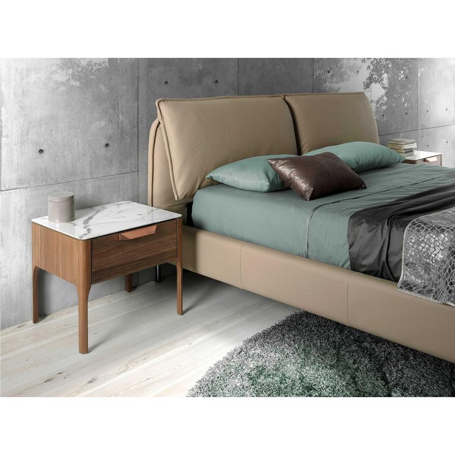 ANGEL CERDA Comodino in noce con piano in vetro finto marmo e illuminazione interna  