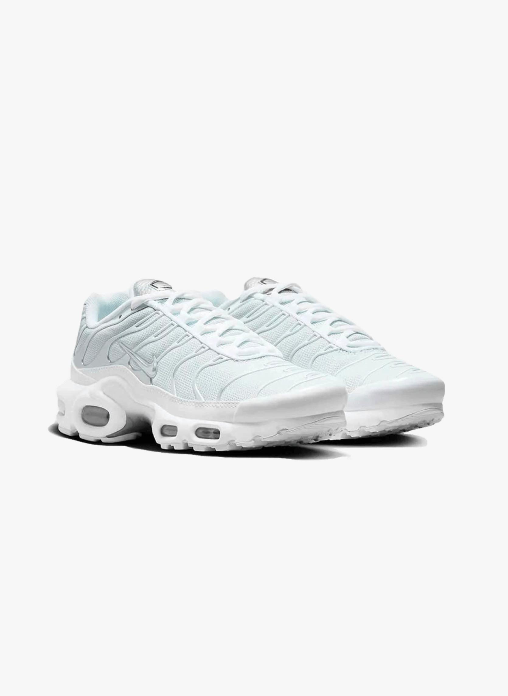 NIKE  Air Max Plus  Metallic Silver 