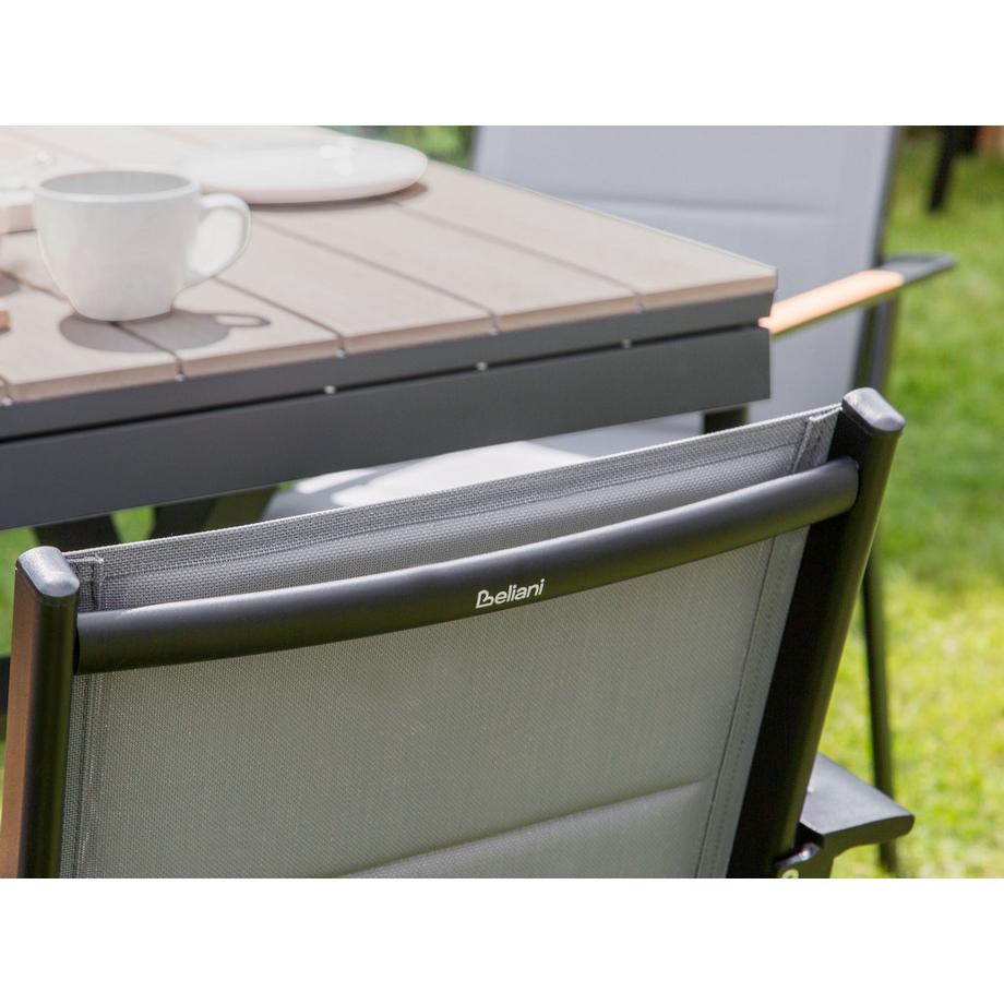 Beliani Table de salle à manger de jardin extensible en Bois synthétique Industriel FANES  