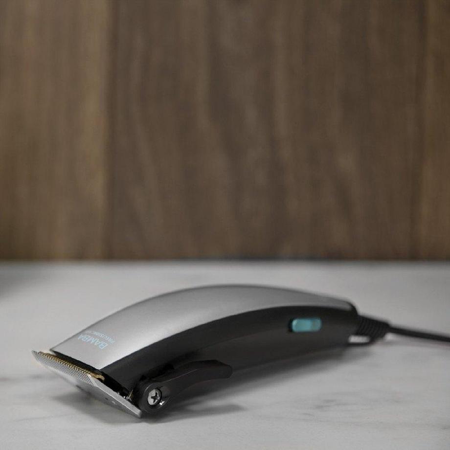 eStore Tondeuse à cheveux avec 9 peignes à distance  