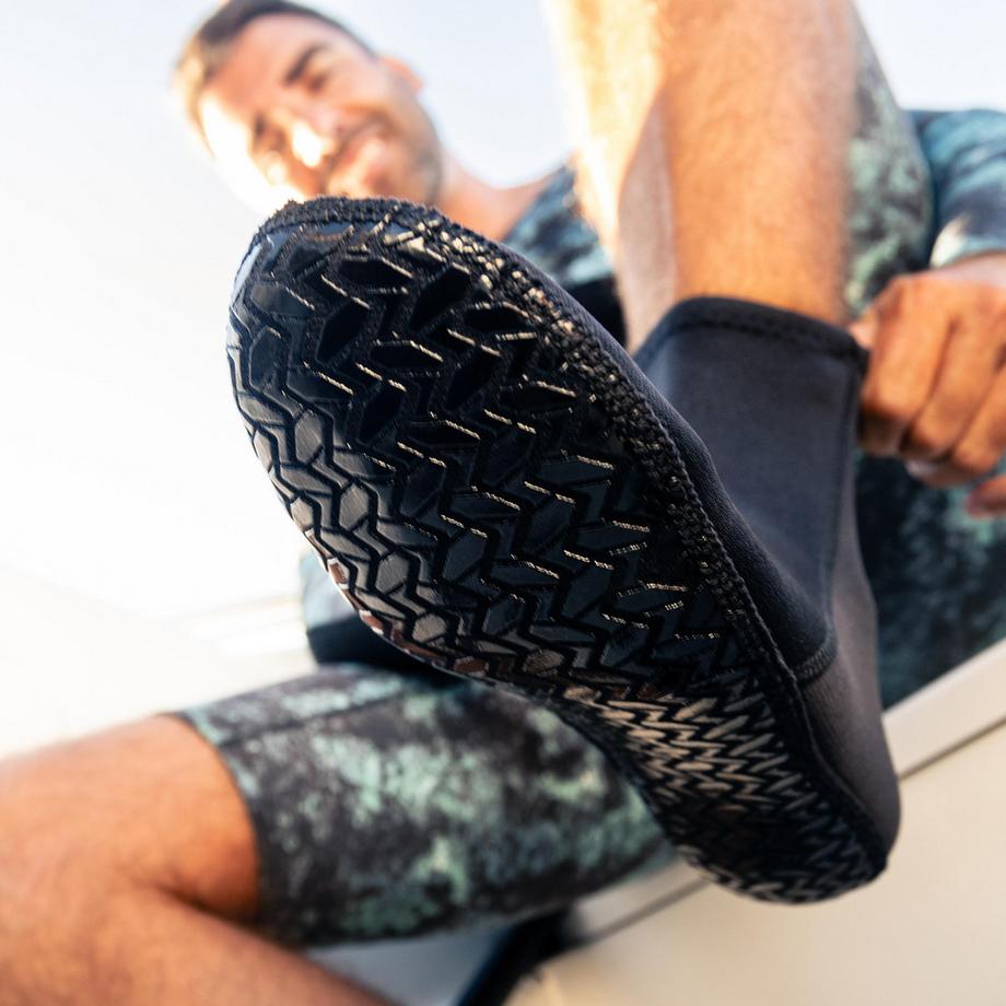 DECATHLON Chaussons de plongée néoprène 2 mm  