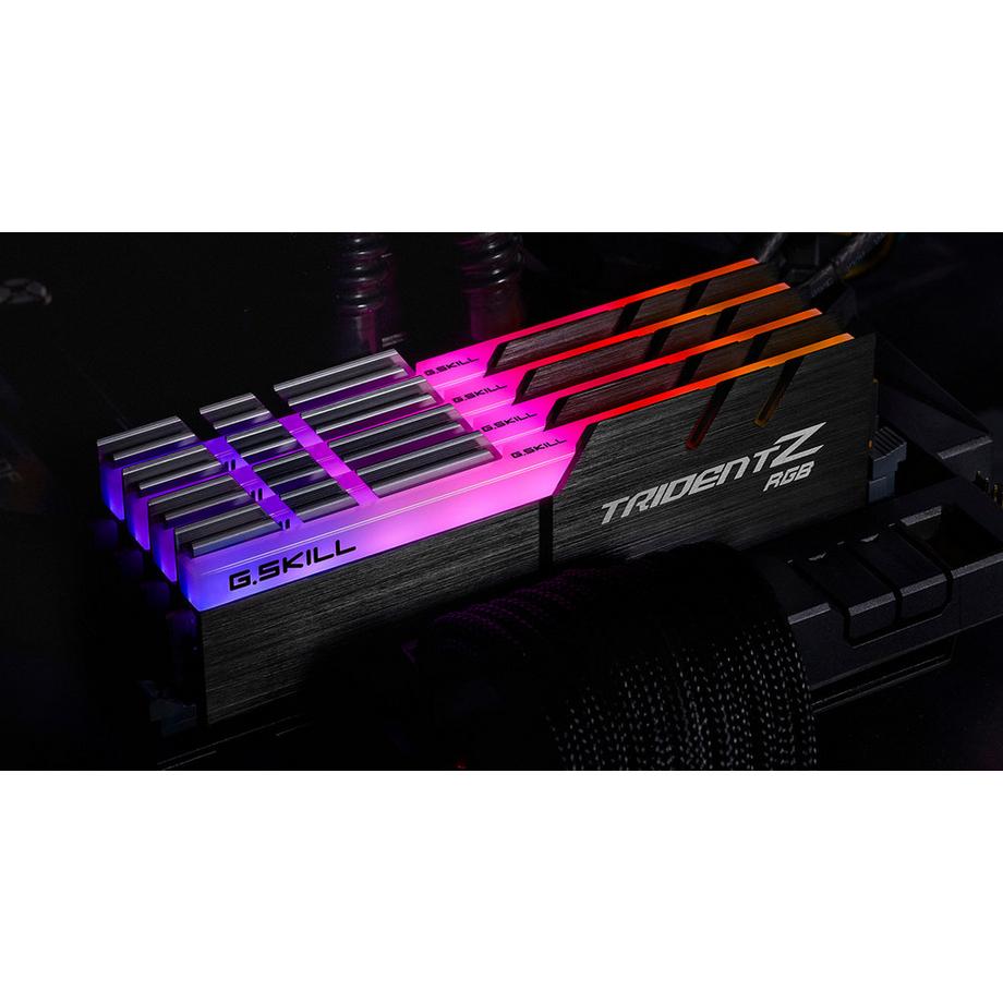 G.Skill  Trident Z RGB F4-3600C16Q-64GTZRC module de mémoire 64 Go 4 x 16 Go DDR4 3600 MHz 