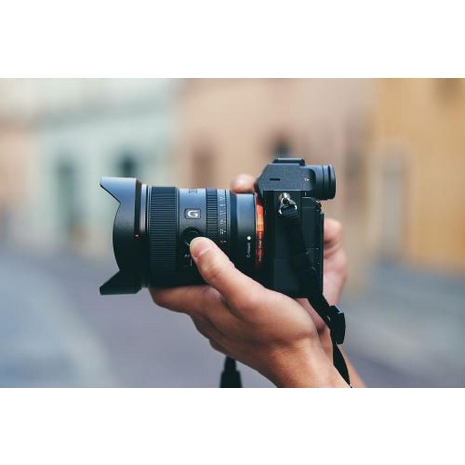 SONY  Objectif hybride  FE 20mm f/1.8 G Noir 