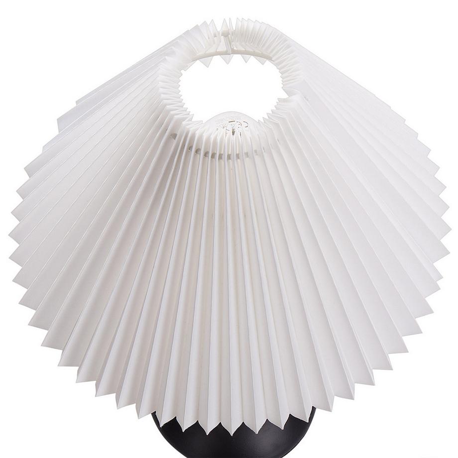 Beliani Lampe à poser en Métal Rétro JIKAWO  