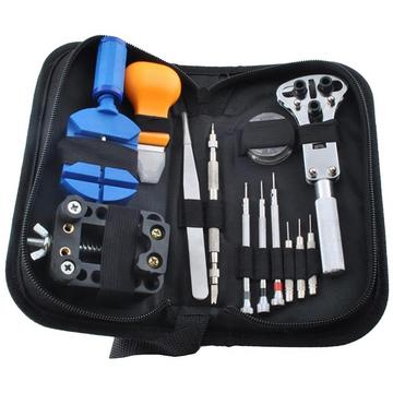 Werkzeugsatz für die Reparatur von Uhren