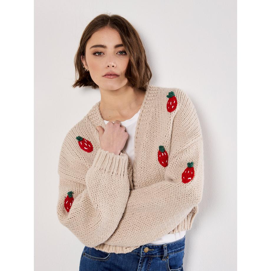 Grobe Strickjacke mit Erdbeermuster