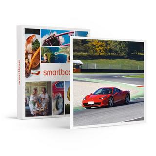 Smartbox  Émotions en Ferrari 458 : 1 tour de piste sur le circuit du Mugello - Coffret Cadeau 