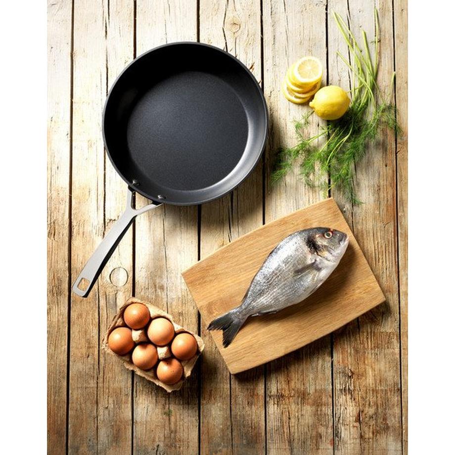 LE CREUSET Poêle à frire Les Forgées TNS, revêtement anti-adhésif standard  