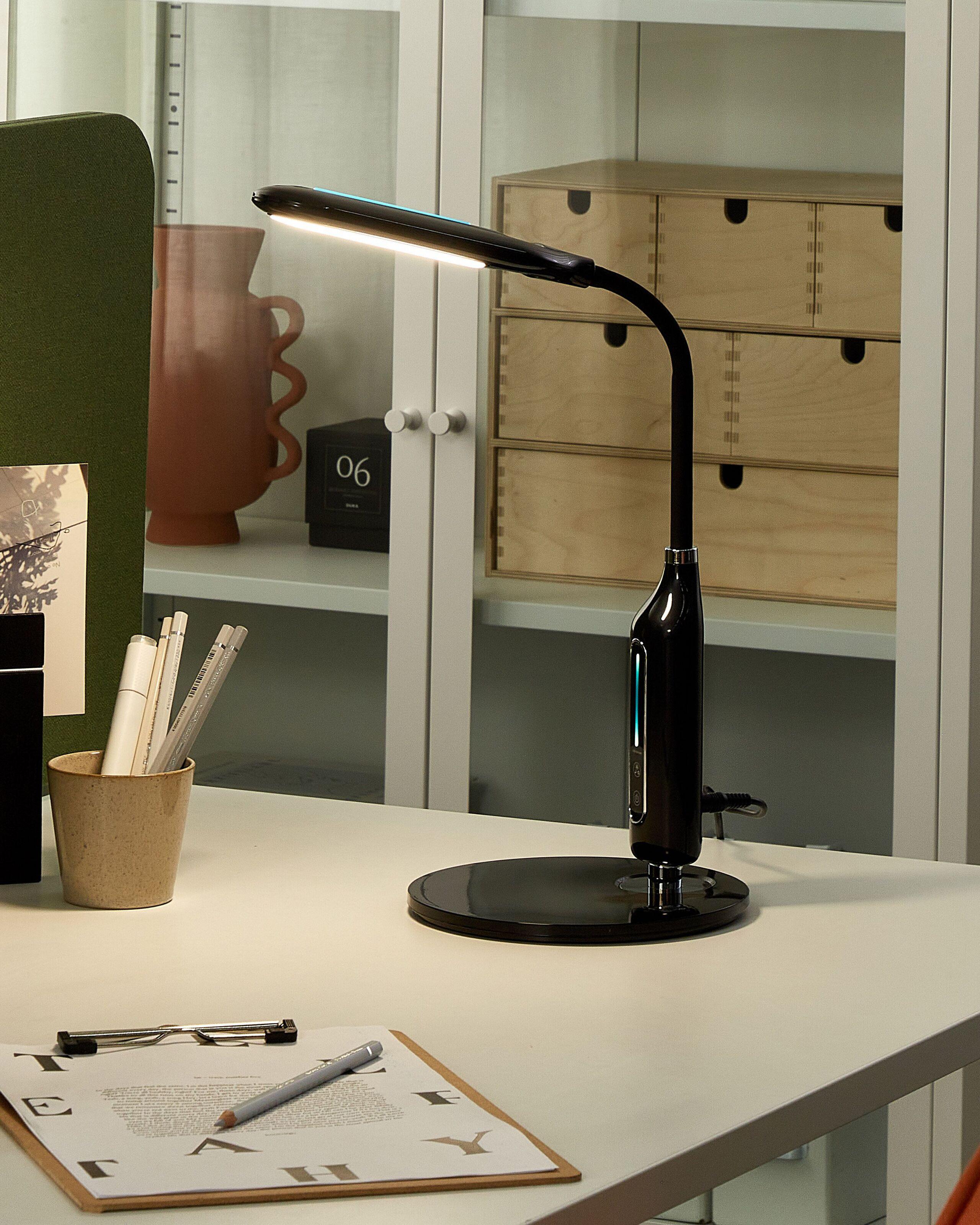 Beliani Lampe de bureau en Matière synthétique Moderne CYGNUS  