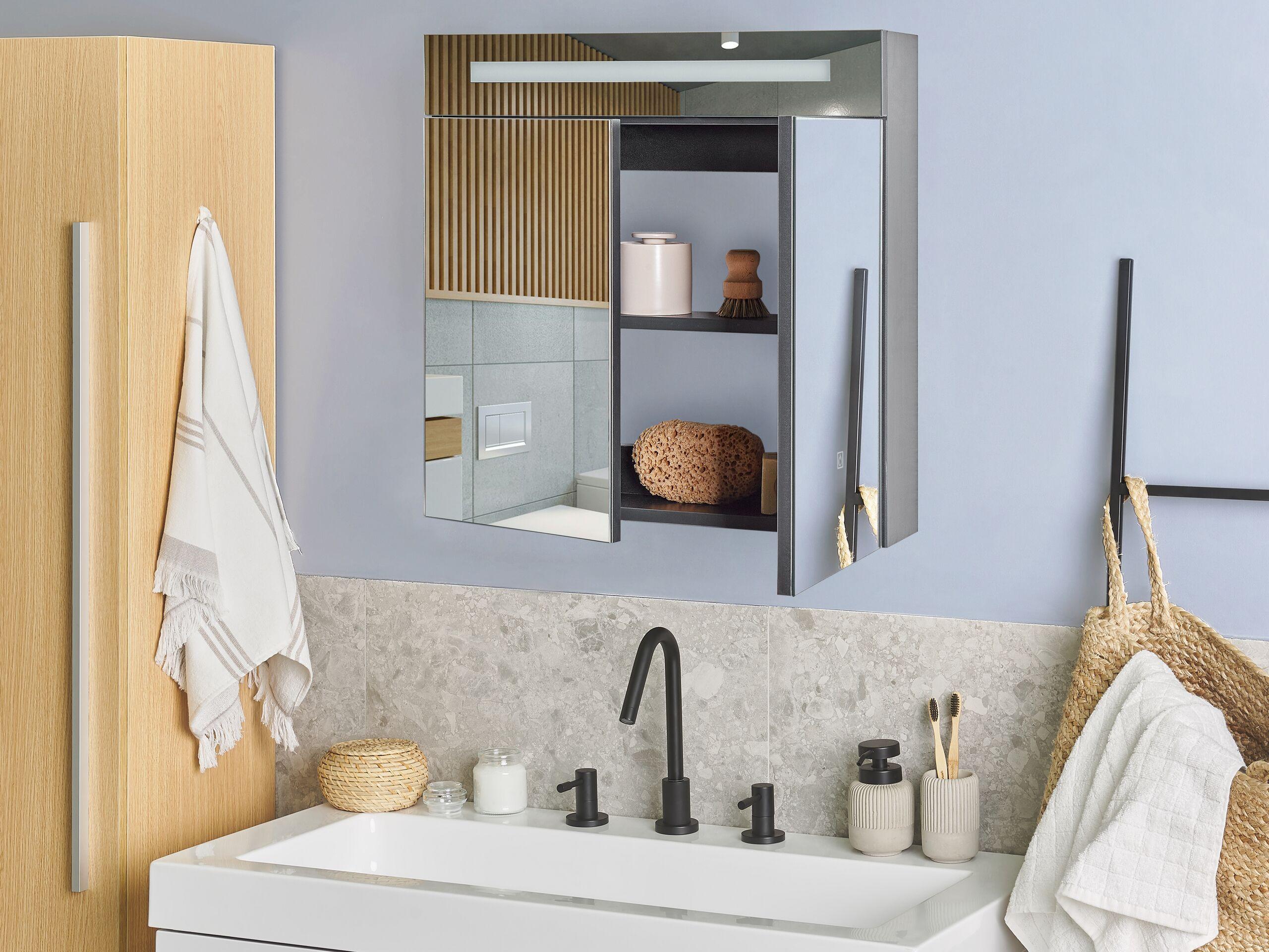 Beliani Badezimmerschrank aus Sperrholz Modern JARAMILLO  
