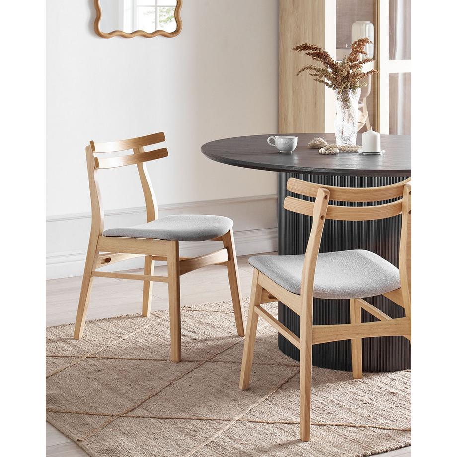 Beliani Esszimmerstuhl 2er Set aus Gummibaumholz  CYNTHIANA  