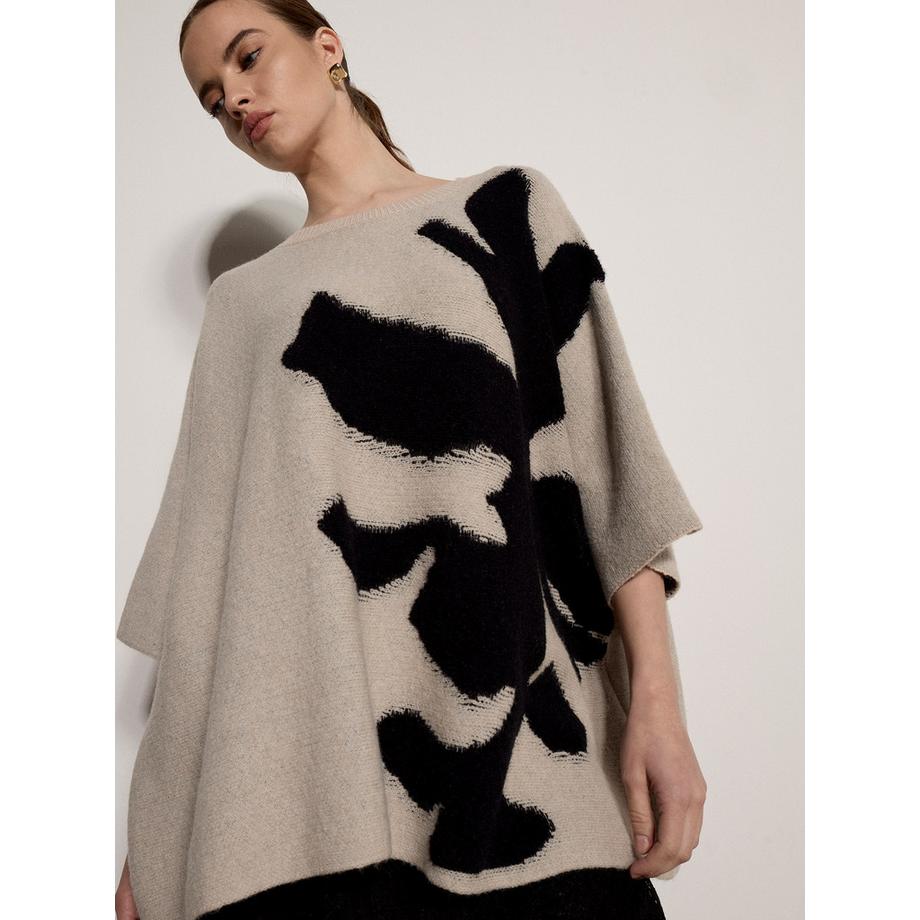 APRICOT Oversize Cape Pullover mit abstraktem Blumenmuster  