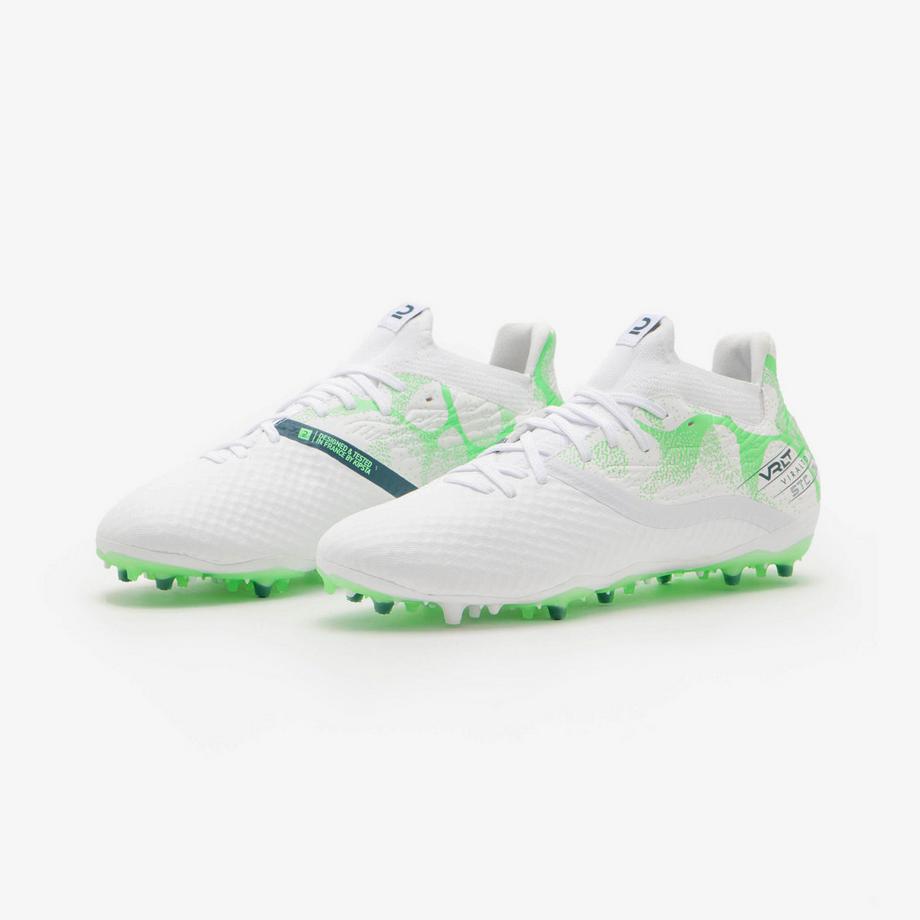 KIPSTA VIRALTO III Chaussures de football  