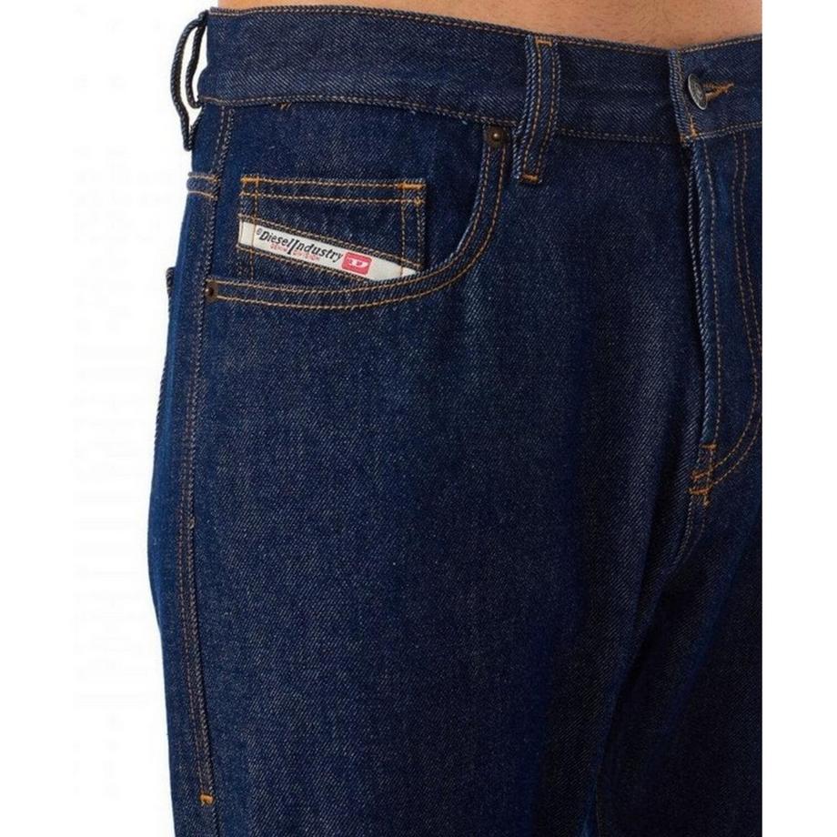 DIESEL DViker Jeans Tapered Fit  