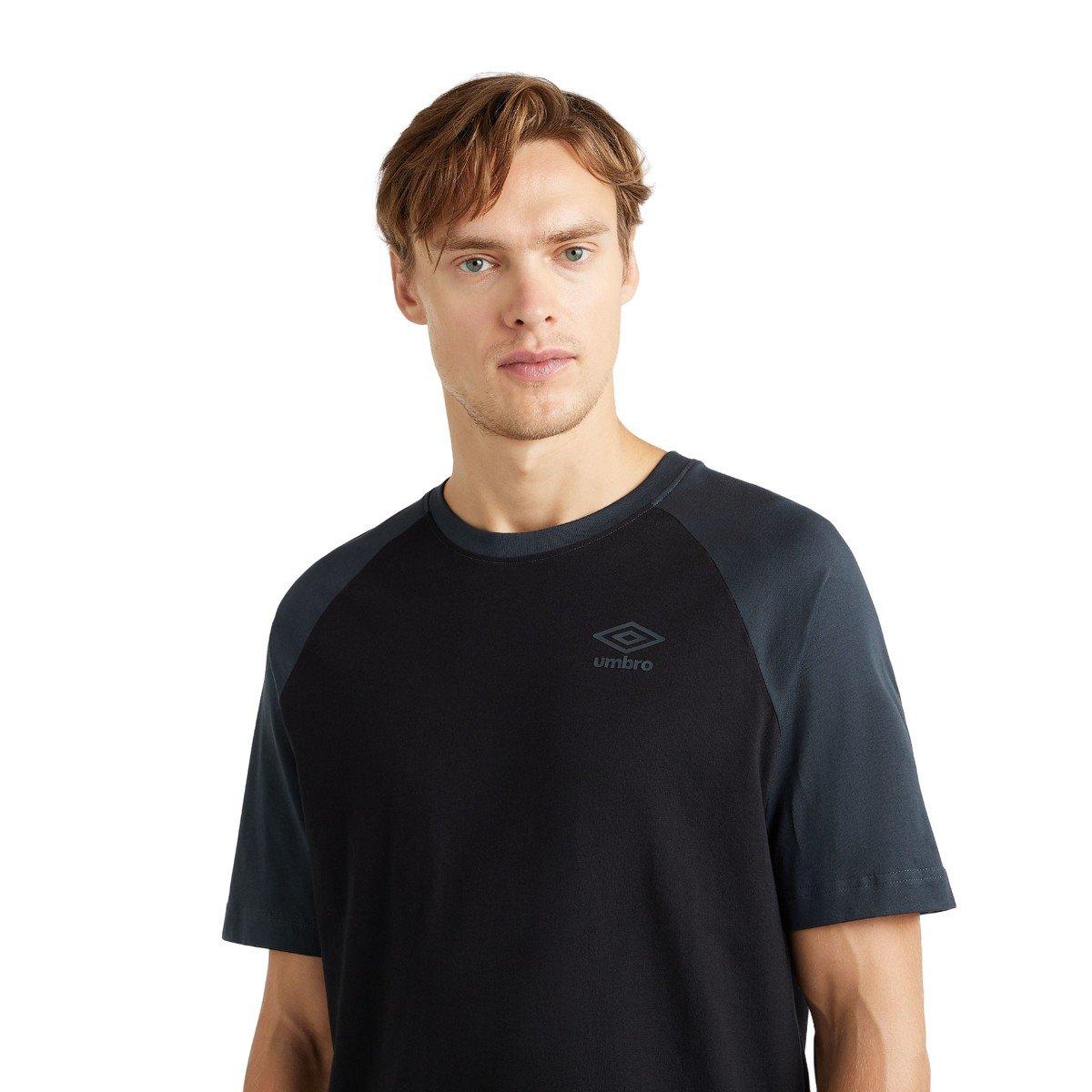 Umbro  Core TShirt  Raglanärmel 