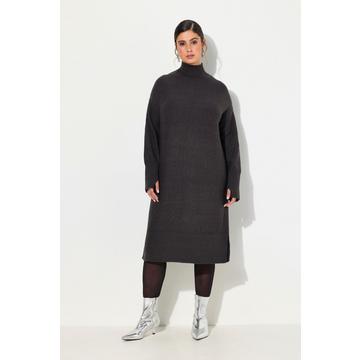 Robe en maille envers, manches longues et col montant
