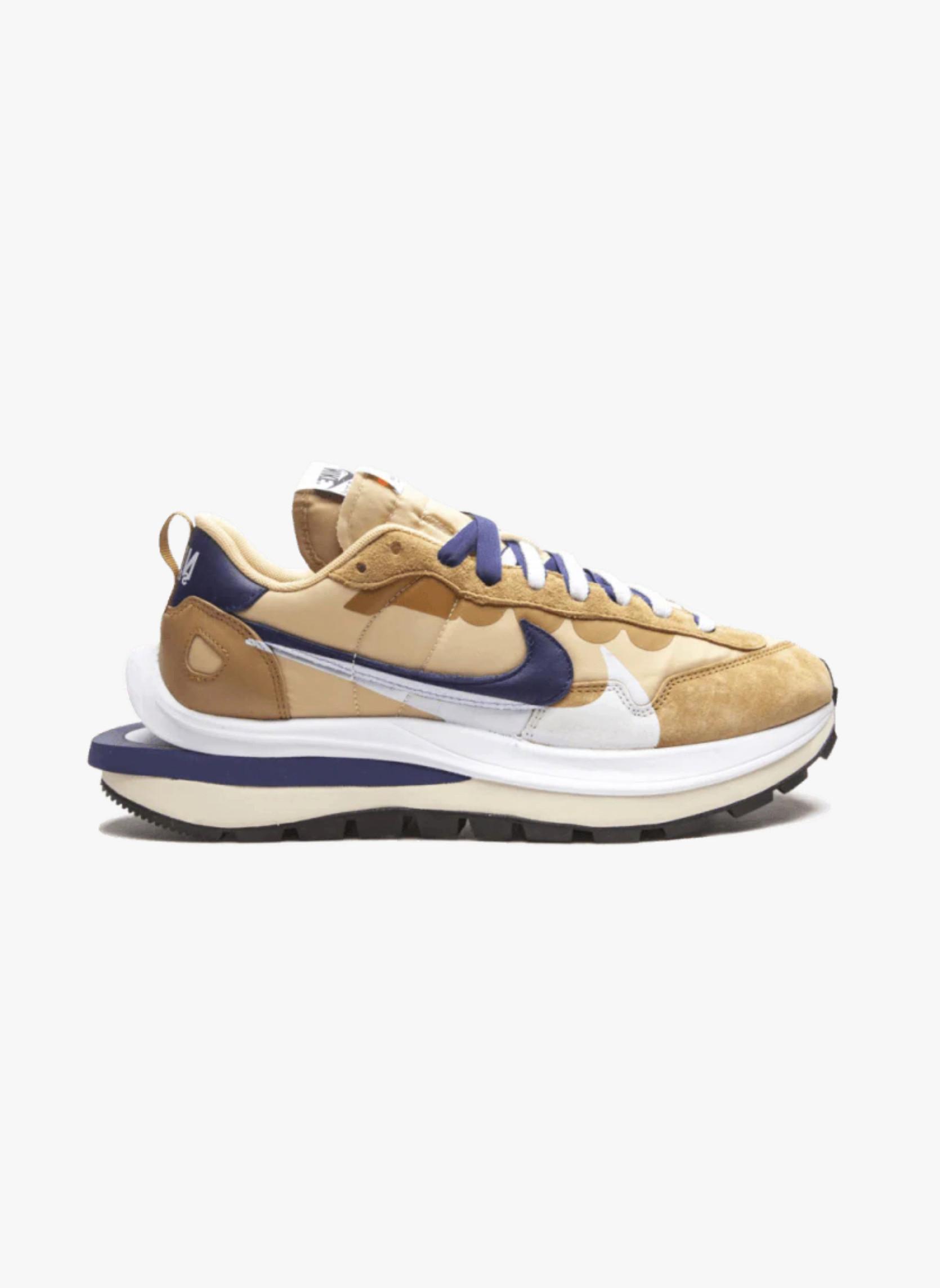 NIKE  Vaporwaffle Sacai Tan Navy 