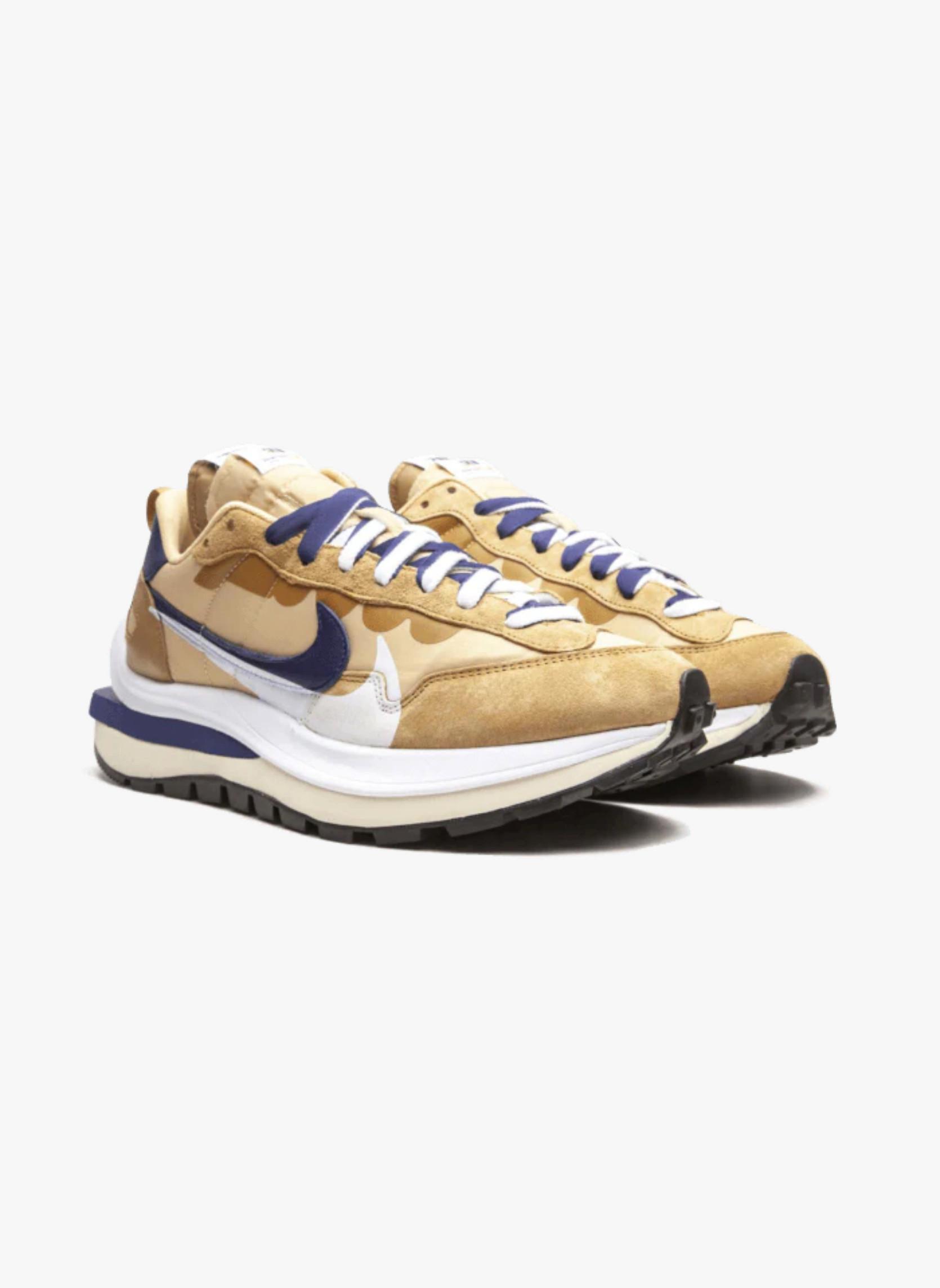 NIKE  Vaporwaffle Sacai Tan Navy 