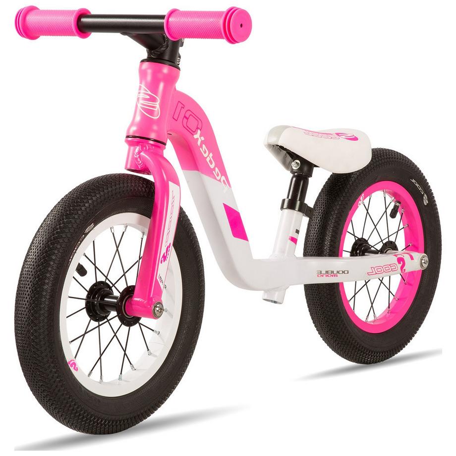 Véhicule à deux roues PedeX 1