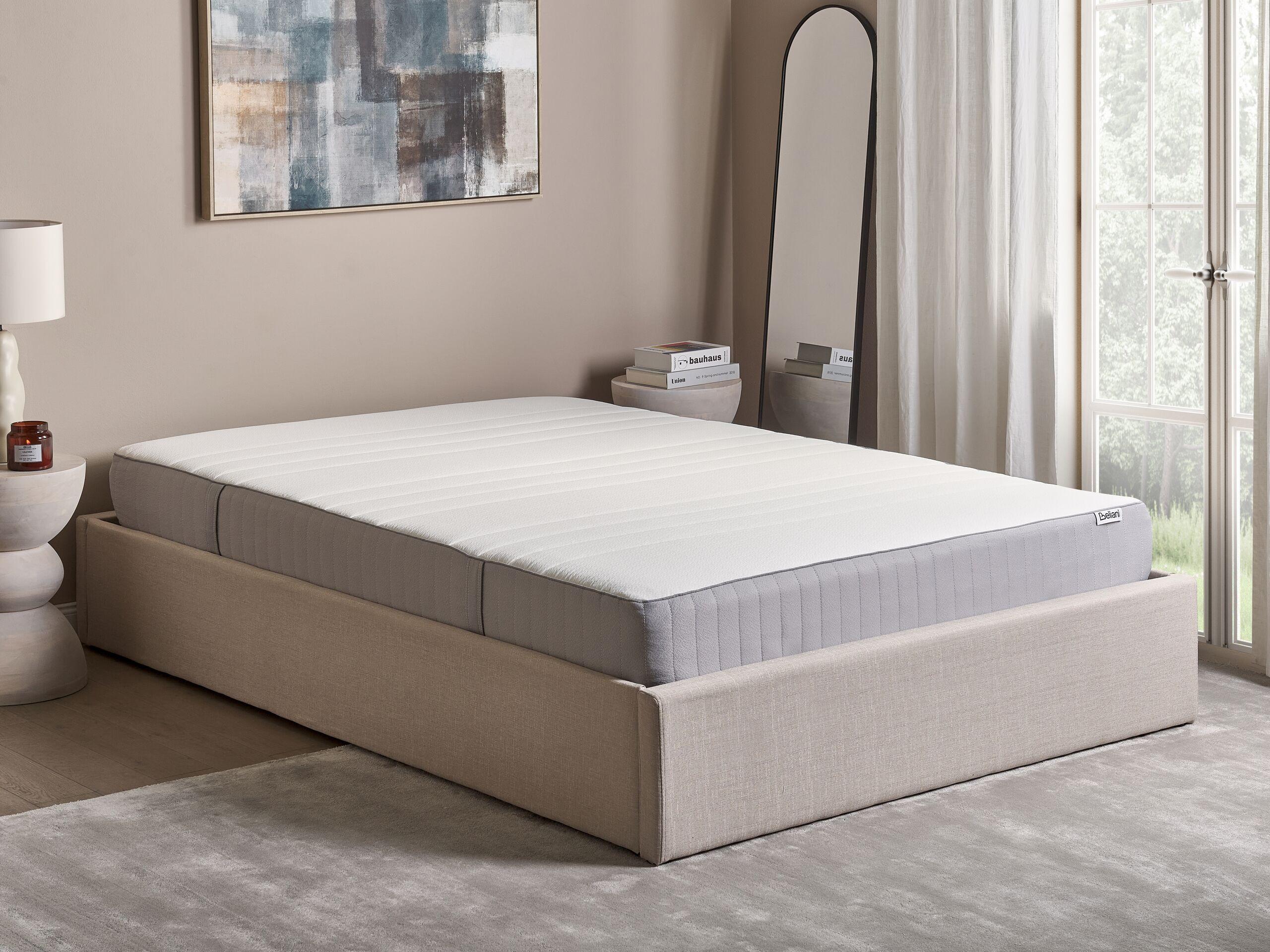 Beliani Matelas en latex en Polyester FANTASY - Dur  